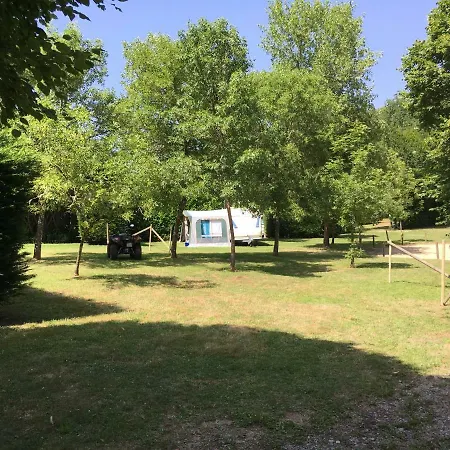 Parque de Campismo Camping Les Rives Du Lac Saint-Gérons